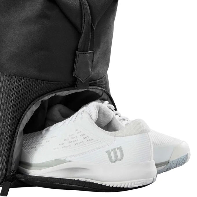 Wilson RF Practice Large Duffle (6 Pack) Racket Bag (Black) - 爱游戏体育-爱游戏|爱游戏官方网站