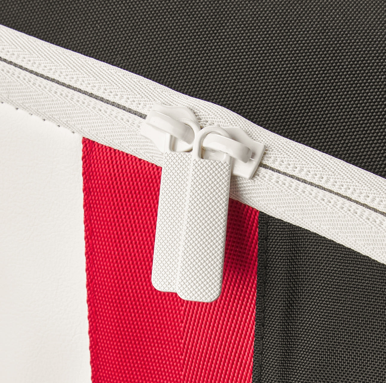 Wilson Courage Collection Super Tour (9 Pack) Racket Bag