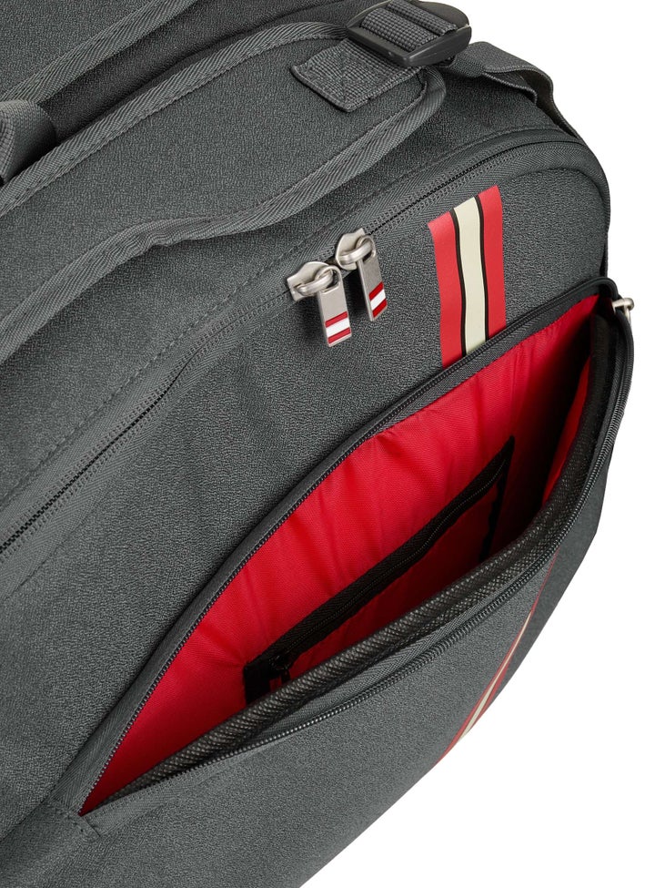 Wilson Tour (6 Pack) Racket Bag 2025 (Dark Grey / Off White) - 爱游戏体育-爱游戏|爱游戏官方网站