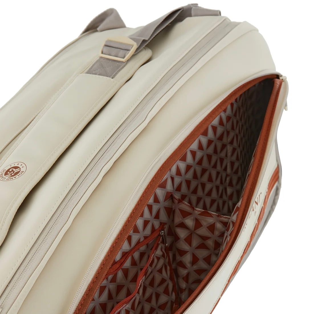 Wilson Roland Garros Super Tour (9 Pack) Racket Bag (Cream) - 爱游戏体育-爱游戏|爱游戏官方网站