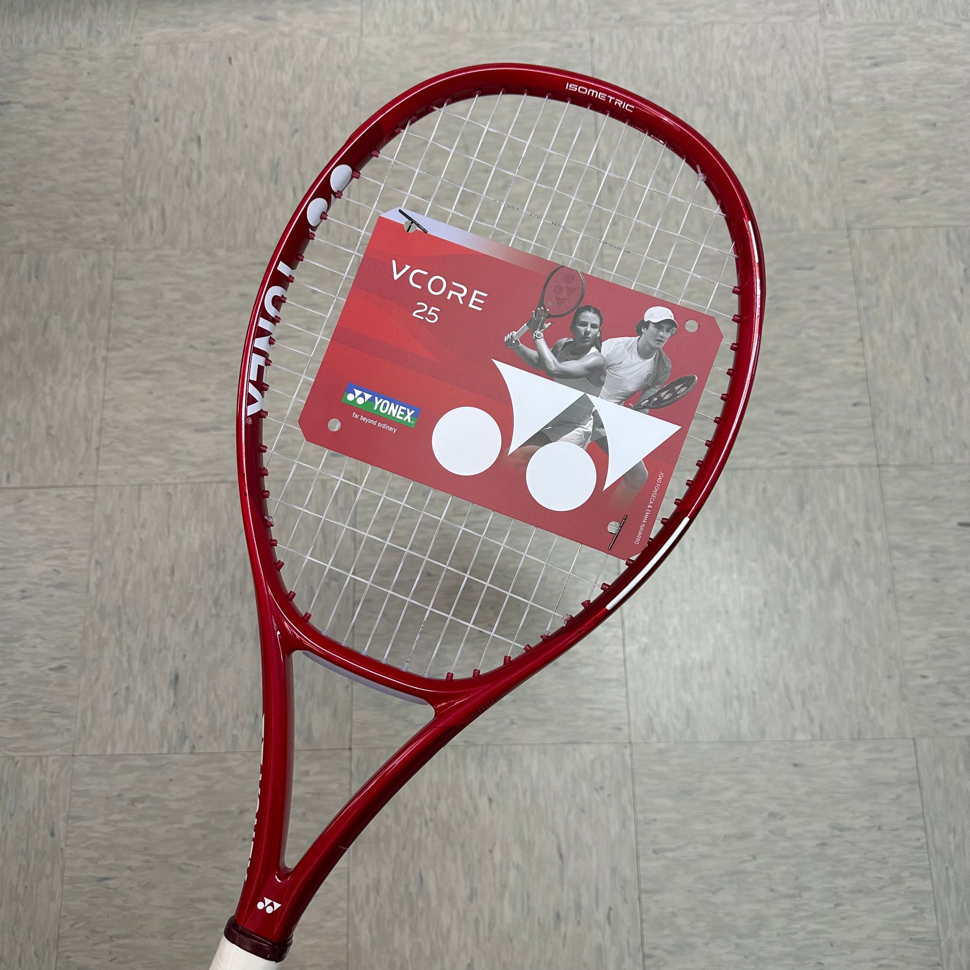 Yonex Vcore 25 Ruby Red Junior Tennis Racket 2026 (Unstrung 225g) (Strung with Synthetic Gut White @ 40lb) - 爱游戏体育-爱游戏|爱游戏官方网站